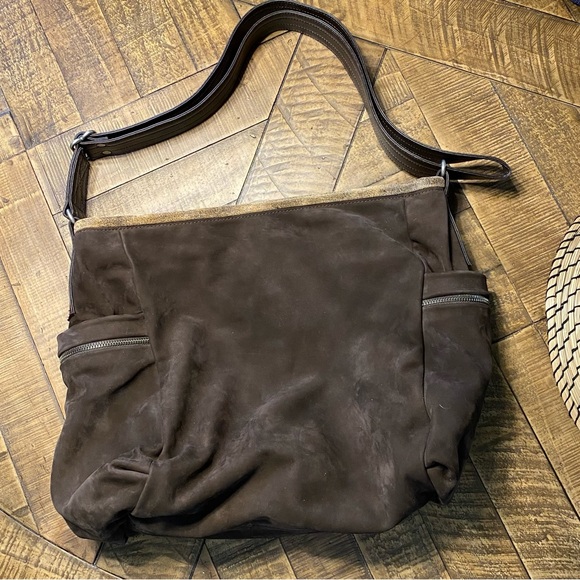 Rough & Tumble Pillow Bucket in MEL Nubuck - Picture 2 of 5